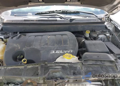 2014 Dodge Journey Sxt z USA, uszkodzony, nr VIN 3C4PDCBG5ET144149